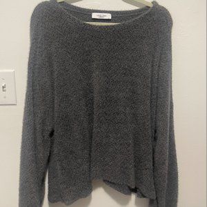 Carly Jean Los Angeles Gray Fuzzy Sweater Size Large